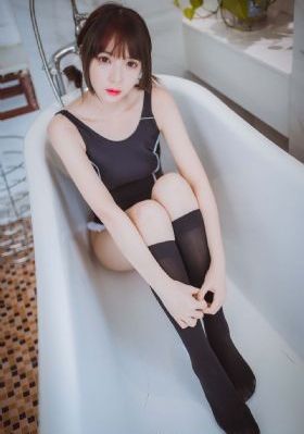 压在窗户上c给别人看窗前视频_在线观看视频